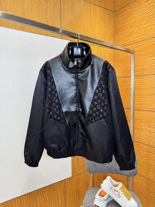 Jachetă Louis Vuitton M și L