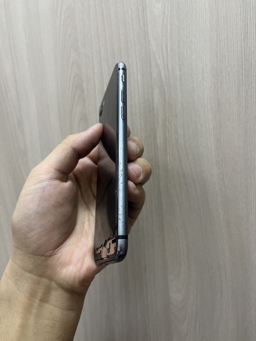 Продам Айфон 8 64гб 69%