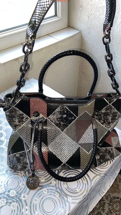 Стильная женская сумка