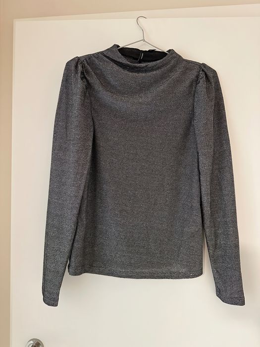 Vero Moda XS/S блуза с метални нишки