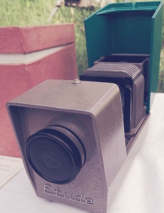 Proiector diapozitive