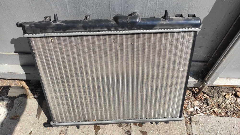 Воден радиатор за Peugeot 307