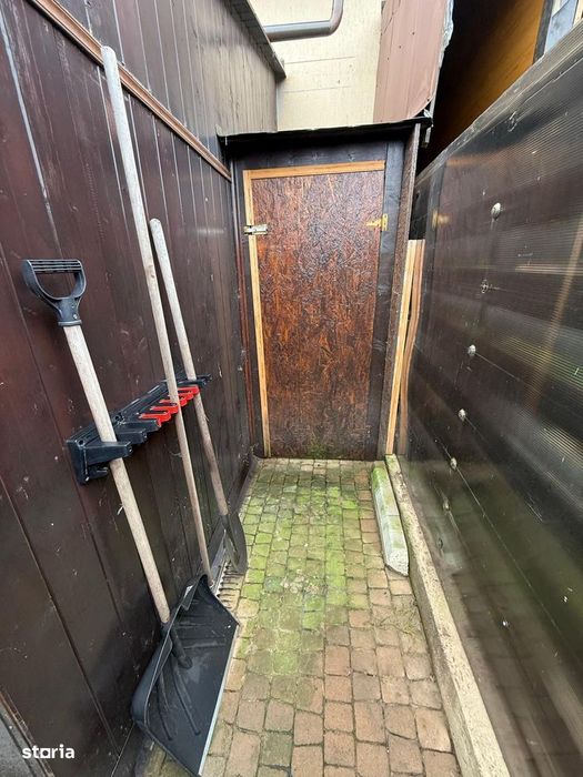 Casa tip duplex la intrare in Ipotesti