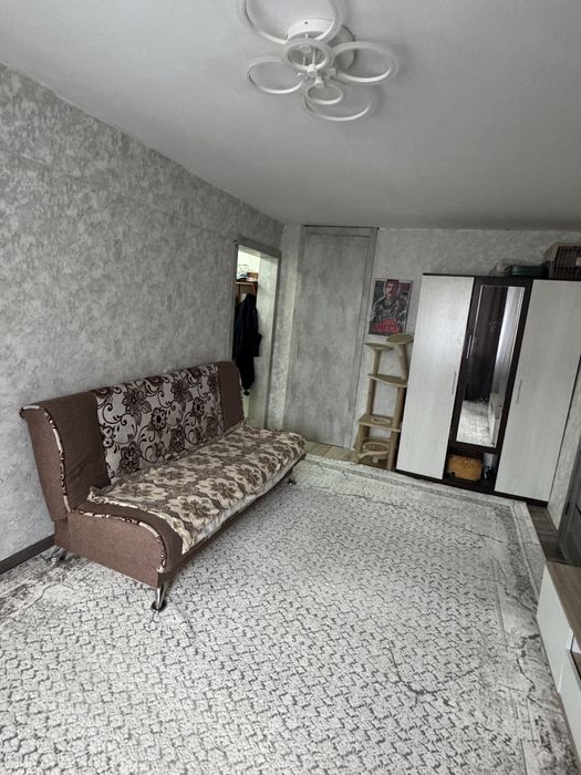 Продам трех комнатную квартиру