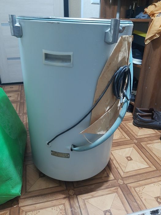 Продаётся стиральная маш нка