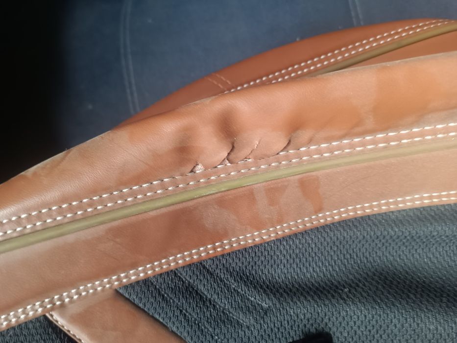 Чехол на камри коричневый