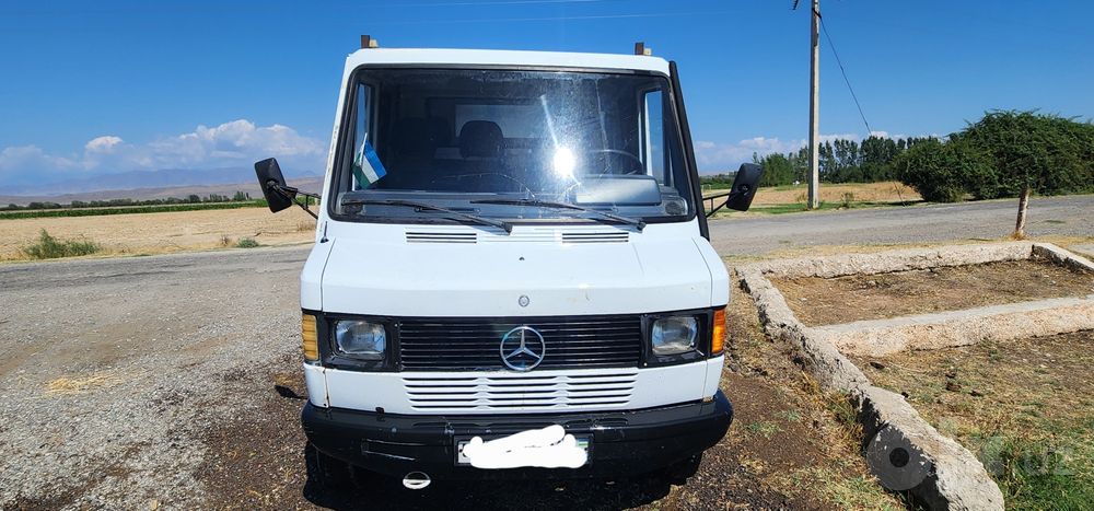 Мерседес 410м сотилади