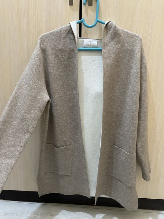 Срочно!! Кардиган ZARA в новом состоянии на девочку!!