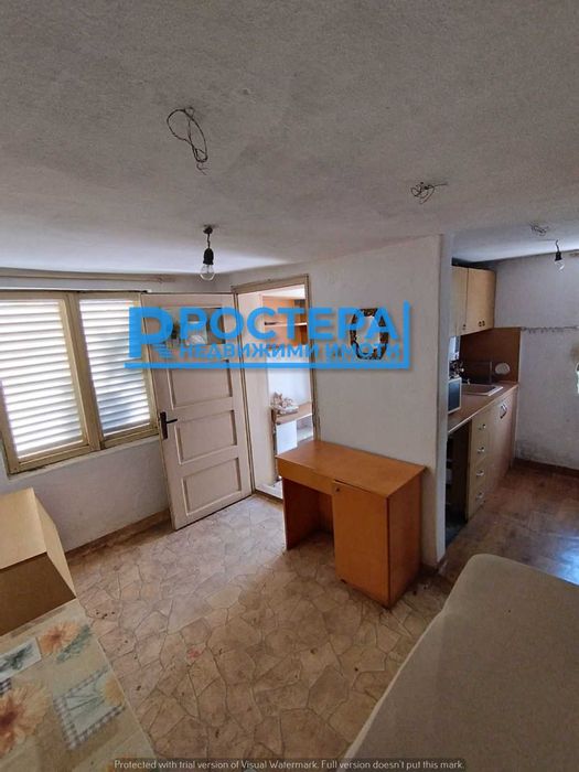 Вила с Ток, Вода, Кладенец! Местност Драката,  200м. от Главен Път