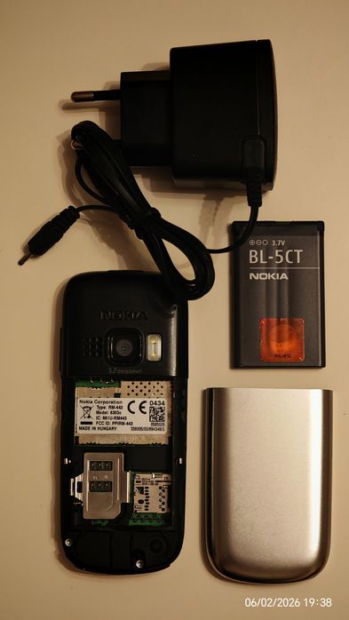 Nokia 6303c - silver edition