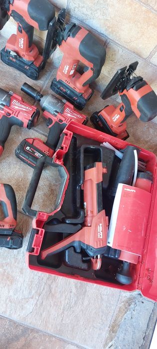 Vând  scule hilti 2022 2024