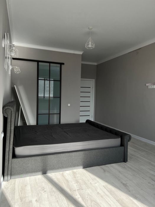 Кровать двуспальная