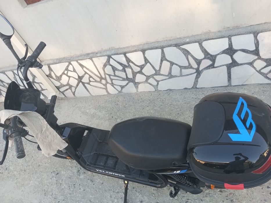 Skuter 2 oy ishga borib kelishga minilgan