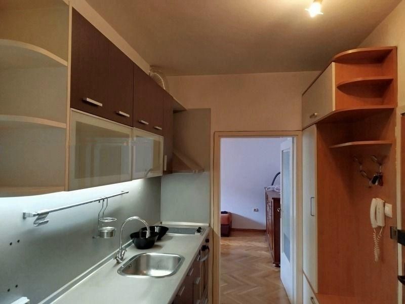 Дава се под наем Двустаен апартамент в София, Слатина - 47 кв.м за 498.27 € - Снимка #4