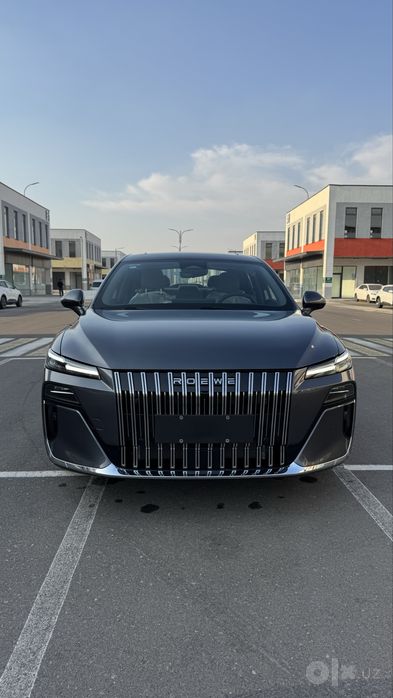Roewe M7 DMH 2026 Gibrid 2050 km kulrang