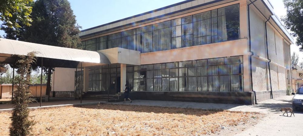 Куйи чирчик Маданият 7,7 сот 1336 кв.м Тўйхона буп ишлаган жой сотилад