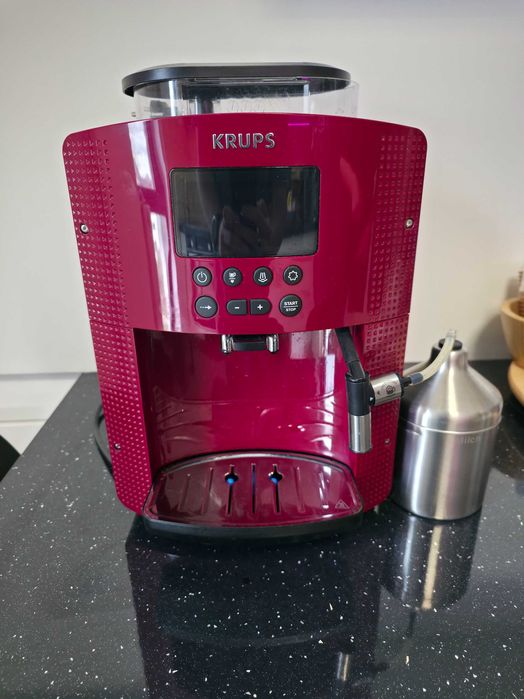 Esspresor automat Krupps Essential EA816570