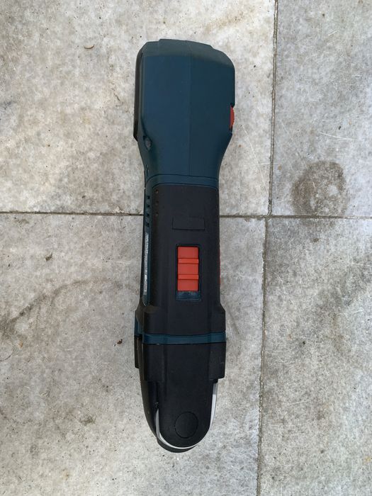 Bosch 18V-28/мултифункционален инструмент