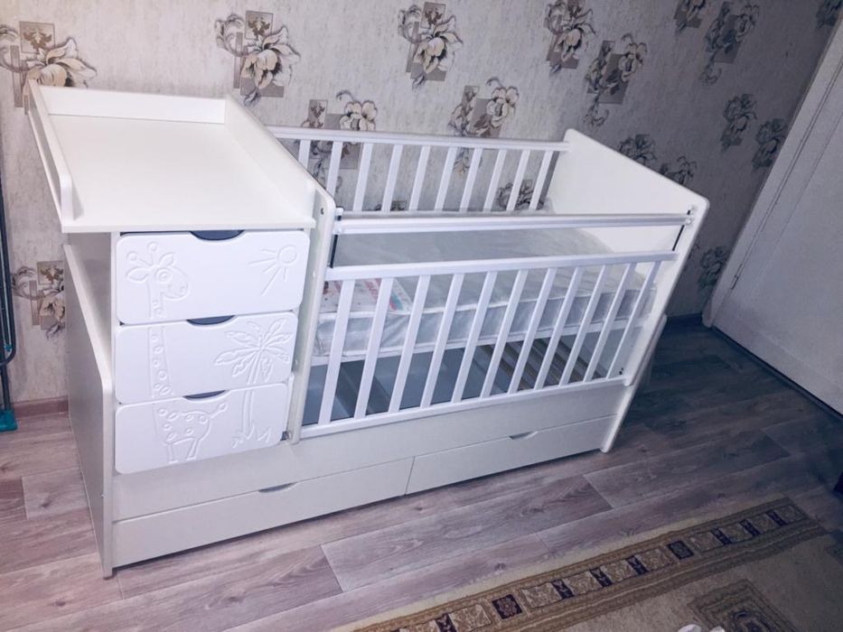 Детская кроватка (Астана)