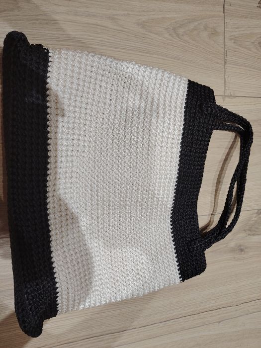 Связанная сумка качественно