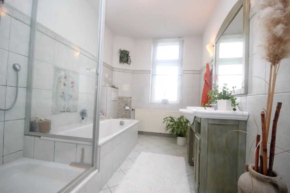 СПЕШНО ! Продава Къща с Двор Ниска цена, до Тервел