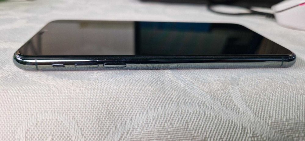 Iphone 11 Pro Max 256GB  батерия на 76%