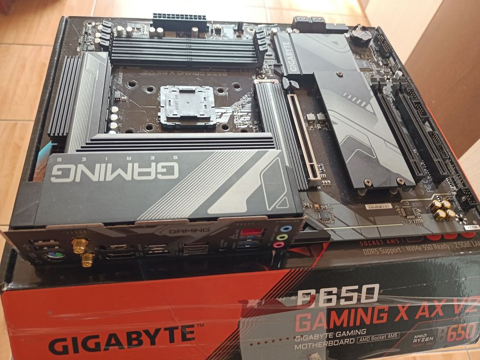 Placa baza am5 gigabyte b650 gaming x ax v2