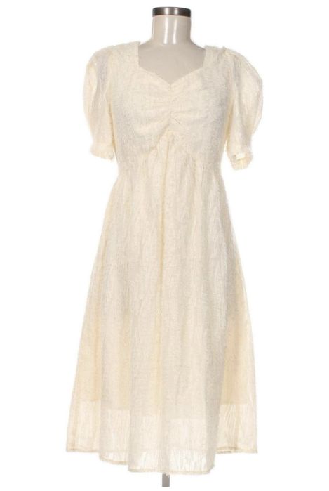 Официална рокля