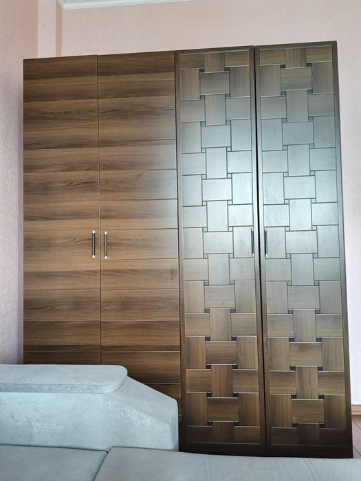 Шкаф 4-х дверный