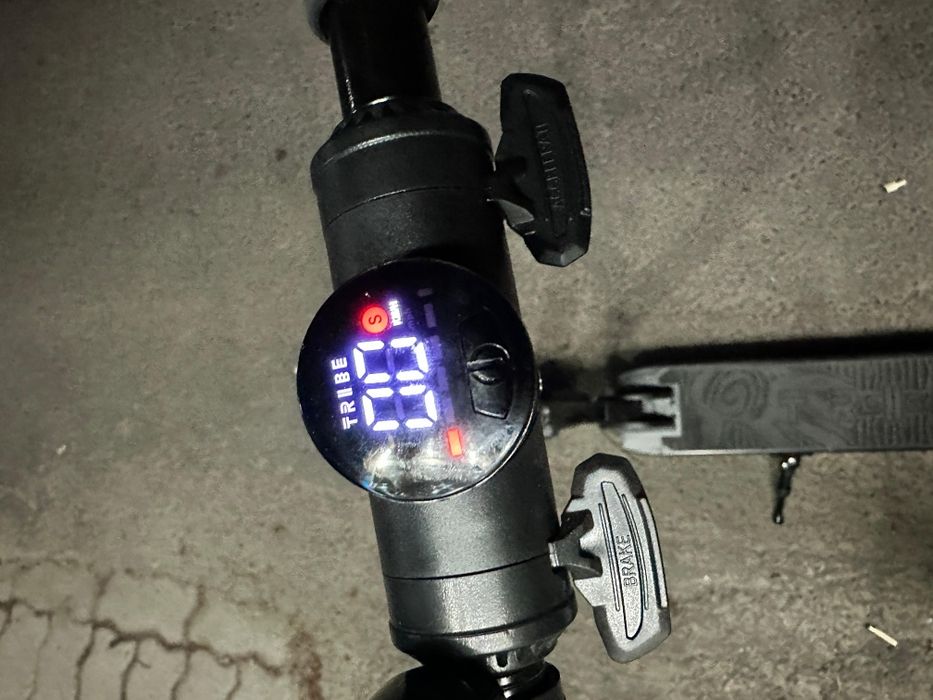 Tribe karo электросамокат