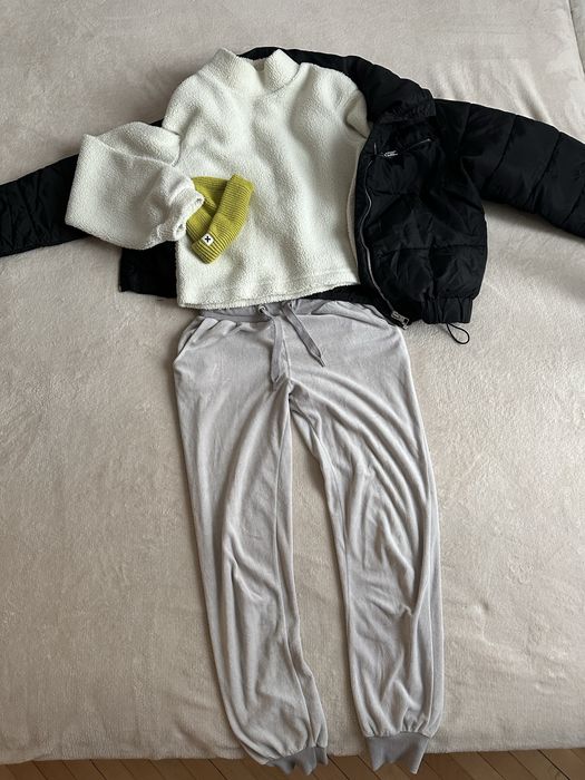 Зимен аутфит - зимно яке, долнище полар, пуловер теди, шапка