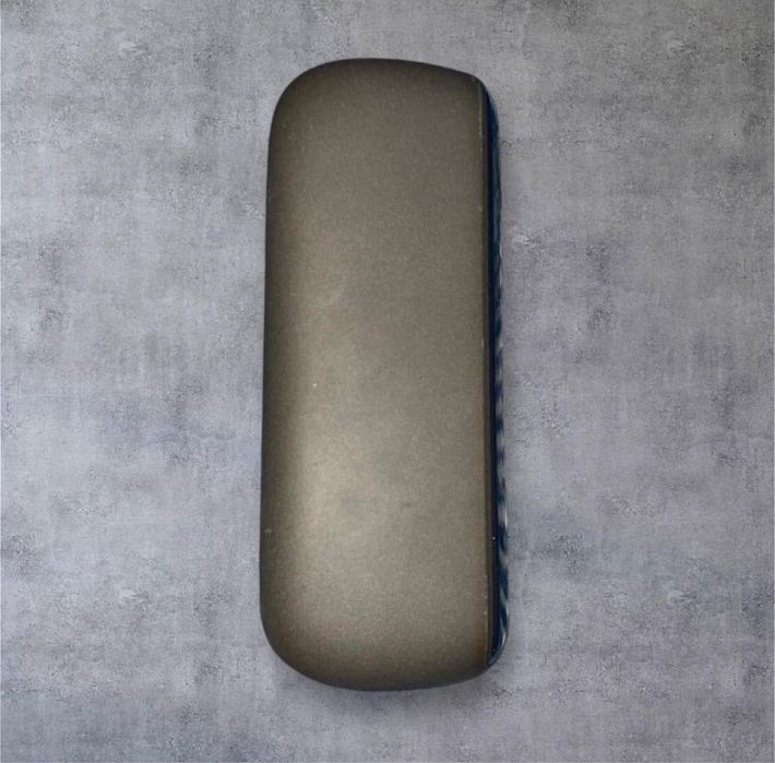 Iqos Iluma Negru