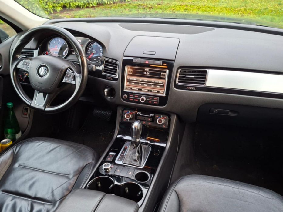 Volkswagen Touareg 3.0tdi 2012 200.000km *fara acte* pentru piese*