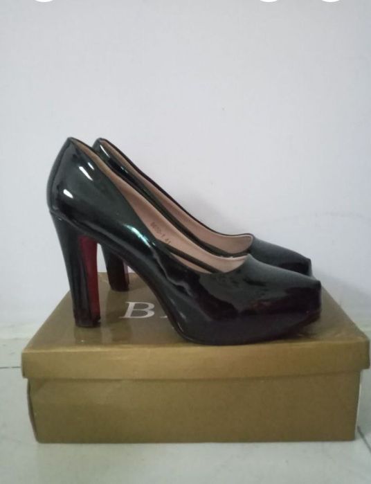 Туфли 40 размера