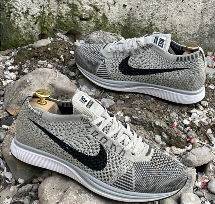 Nike Flyknit Racer