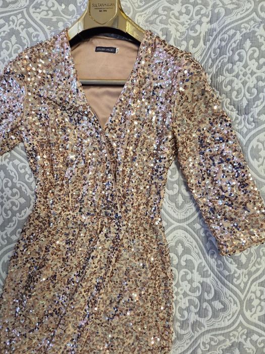 Роскошное брендовое платье