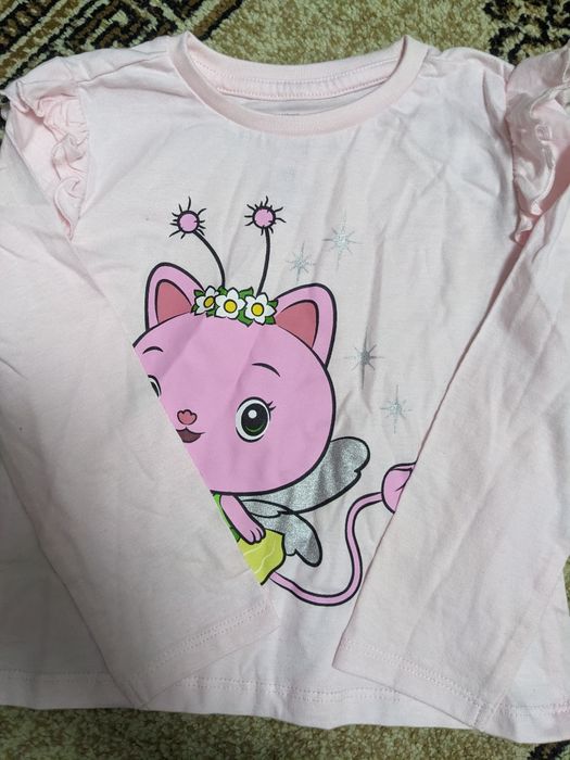 Bluze noi mărimea 98