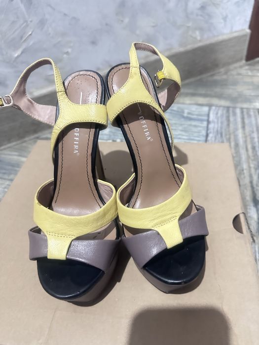 Босоножки 36 размер , кожа