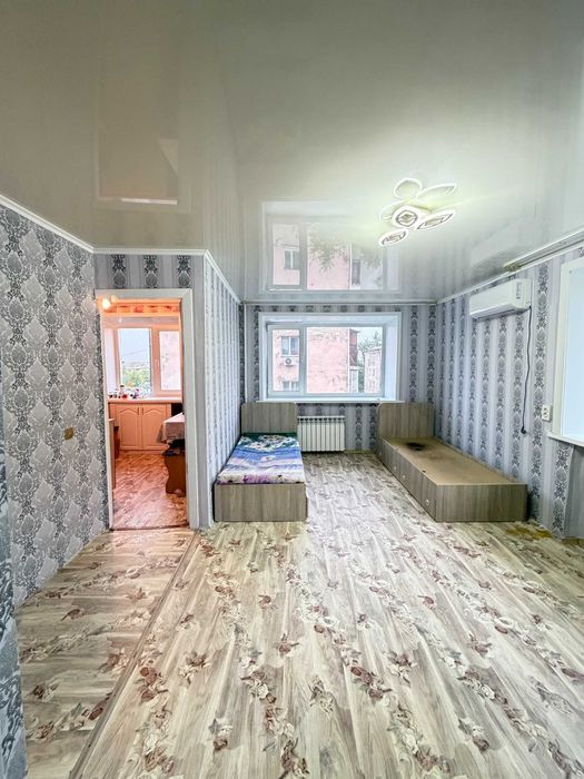 Продам 1 комнатную квартиру в кирпичном доме