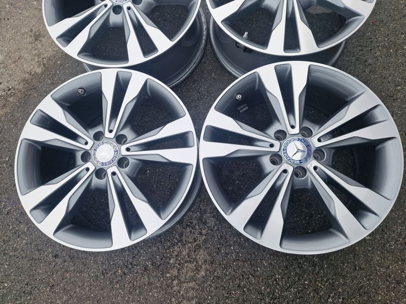 18цола Mercedes C,CLA,A-class Оригинални