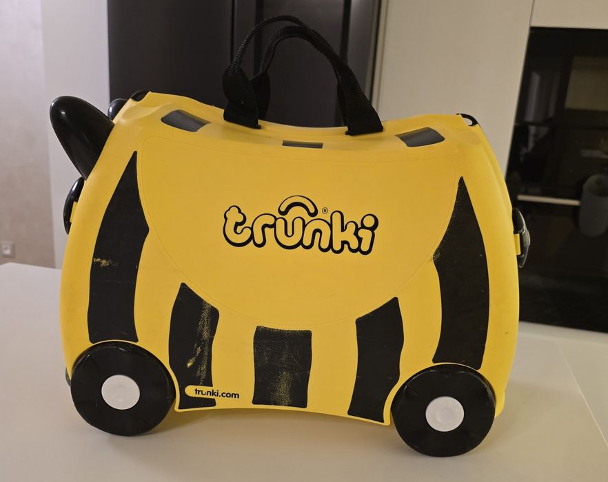 Детски куфар за дърпане Trunki