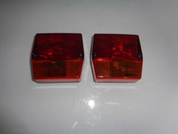 Lampa cu halogen spate pentru pozitie,semnalizare si stop dx si sx set