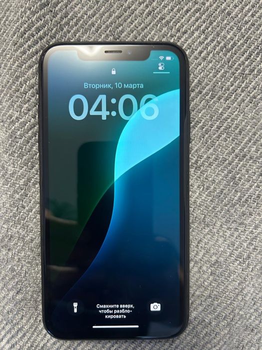 iPhone XR 64GB черный