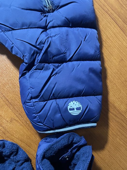 Продам осенний комбинезон Timberland