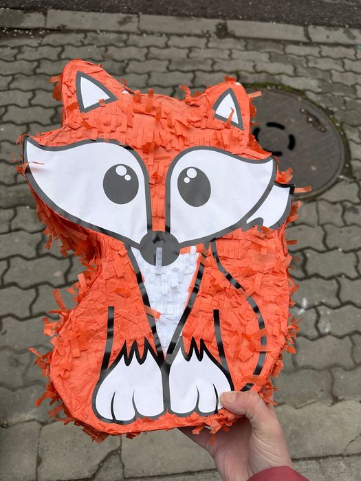 Пинята форма лисиче