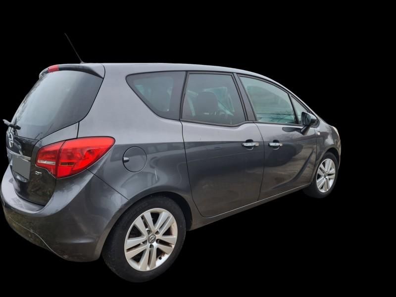 Fuzeta stanga fata Opel Meriva B 1.7 cdti 131 cp A17DTS