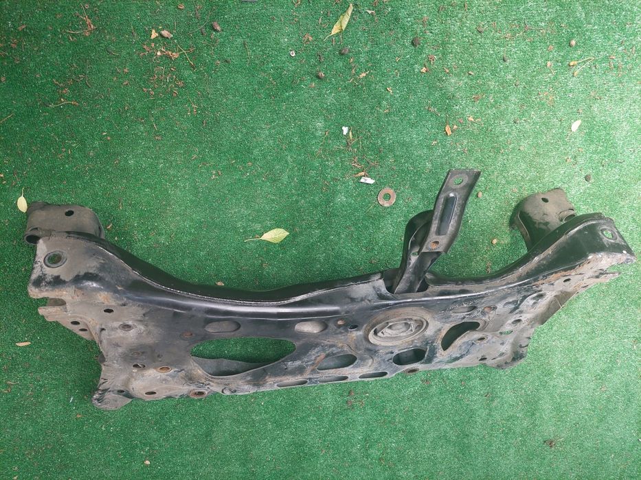 Преден мост за Шкода Октавия 3