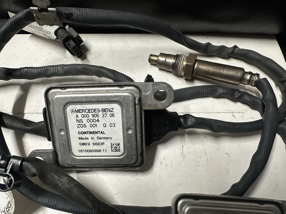 NOX сензори за W205 Мерцедес C220cdi след 2015г!