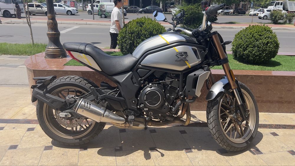 Продается SFMOTO 700 CLX. Имеется рассрочка