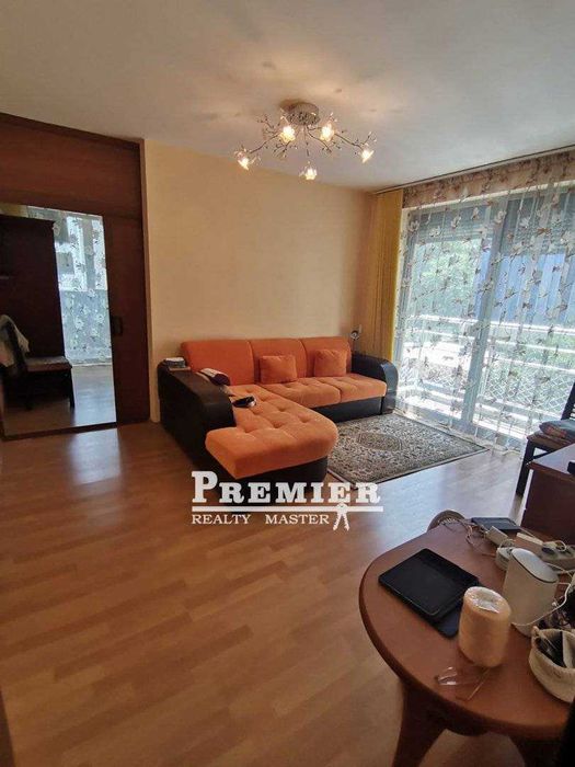 Продава се Тристаен апартамент в Поморие - 99 кв.м за 1556 €/кв.м - Снимка #2